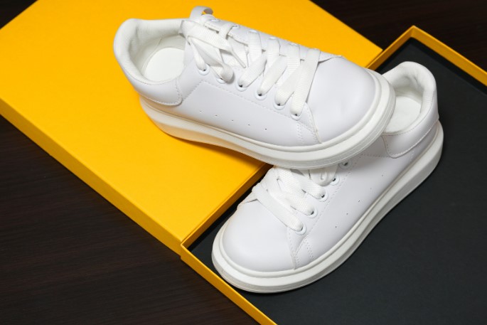 поради для вибору розміру жіночих кросівок